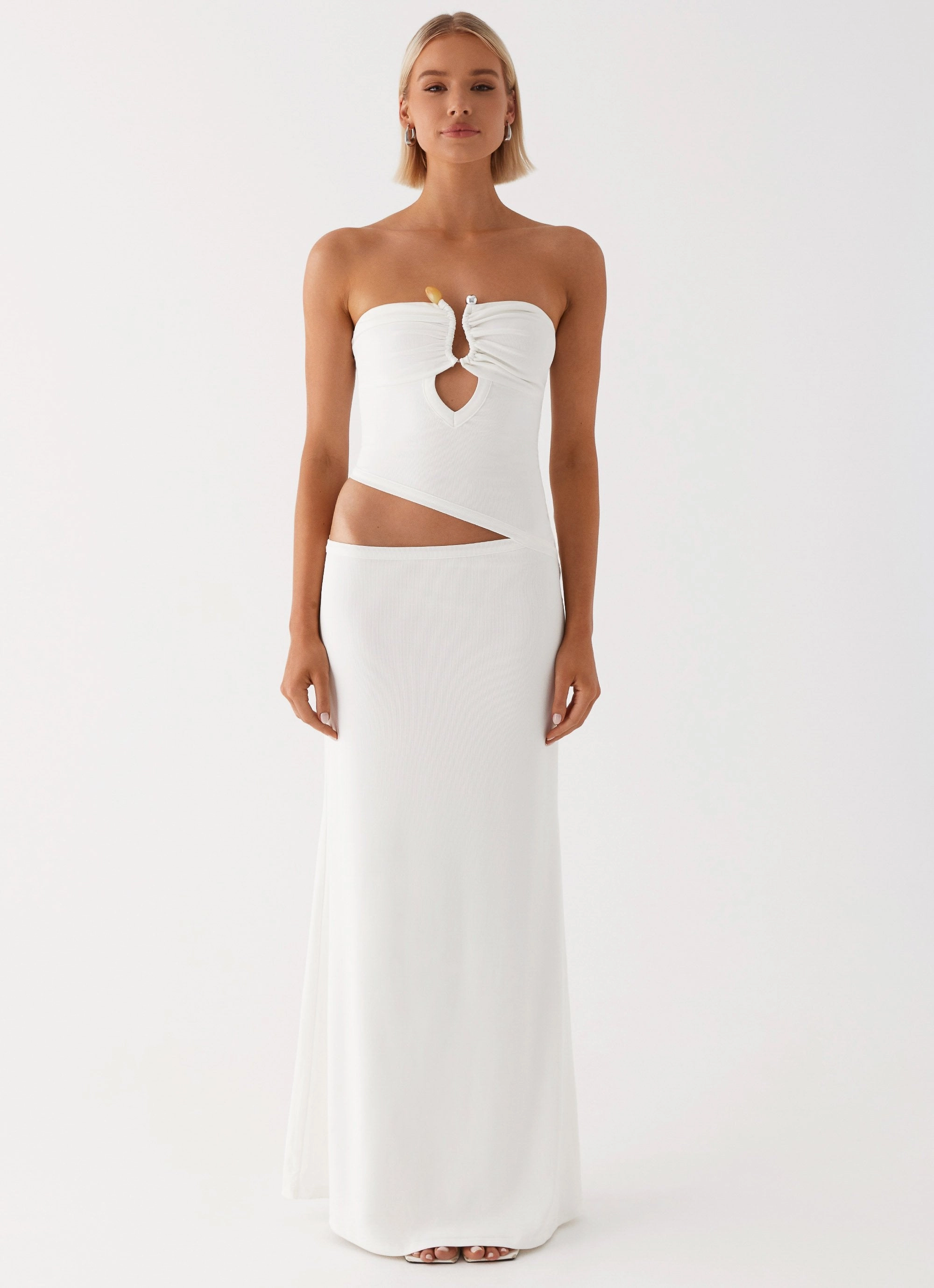 Wild Roses Maxi Dress - White Smart Silhouette