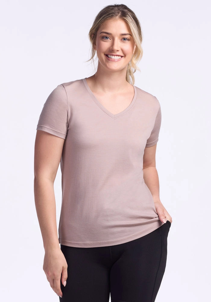 Junie V Neck - Mocha Meringue Relaxed Torso Fit Stylish