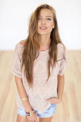 Top Cape town Beige. Versatile Layering Cut Durable Chainstitch