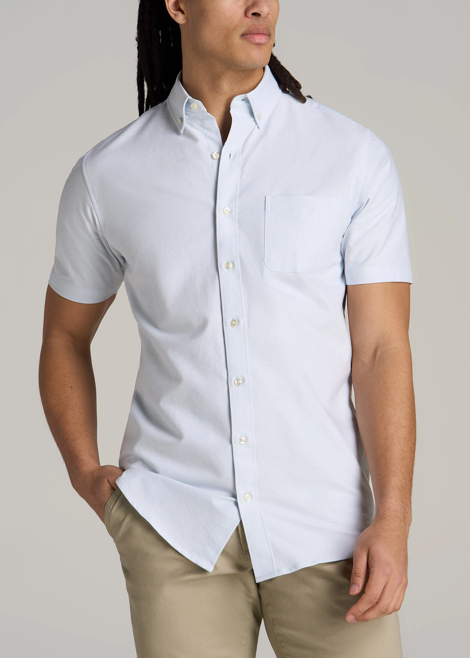 Short Sleeve Oxford Button Shirt For Tall Men in Light Blue Heat Regulating Fabric