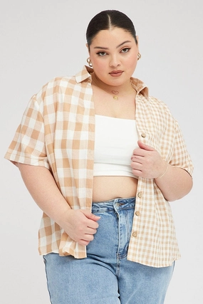 Polished Finish Iconic look Beige Check Relaxed Shirt Short Sleeve V-neck