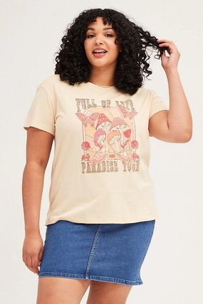 sporty and comfortable Beige Short Sleeve Round Neck Graphic T-shirt