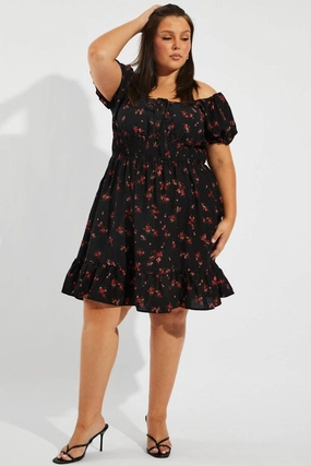 Vibrant evening gown Black Floral Fit And Flare Dress Short Sleeve Ruched Bust