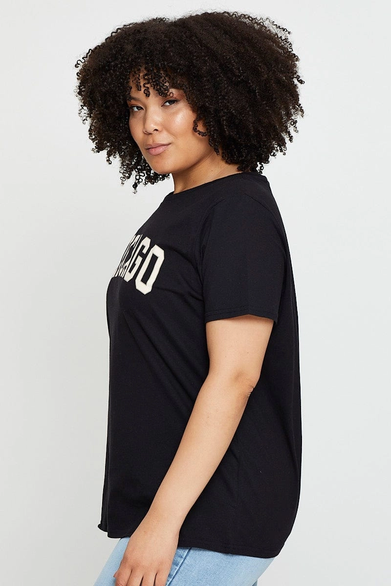 Performance Fit Seamless construction Black Graphic T-shirt Chicago Crew Neck Short Sleeve