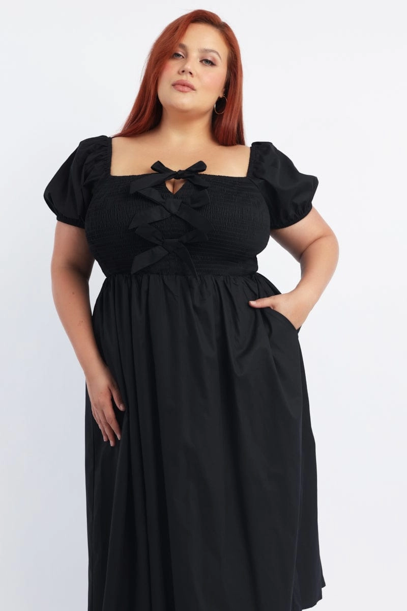 Hidden-Pocket Fitted Style Black Midi Dress Short Sleeve Shirred Body Ribbon Front