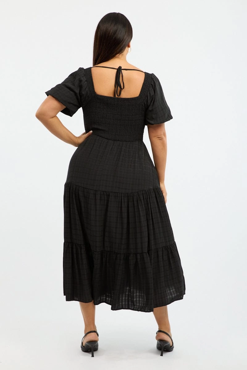 Black Midi Dress Short Sleeve Shirred Minimalist-Trend Timeless Edge