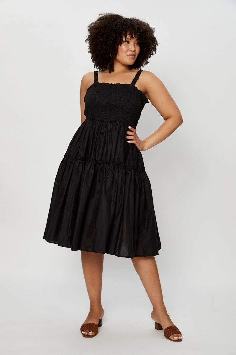 Flow Sleeve Smooth Line Black Midi Dress Square Neck Sleeveless