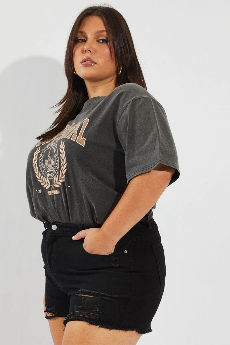 Comfortable Shorts Crisp Look Black Relaxed Shorts High Rise Distressed Hem