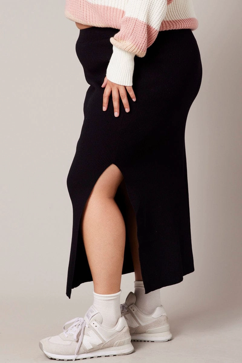 Water Repellent Black Rib Knit One Split Skirt