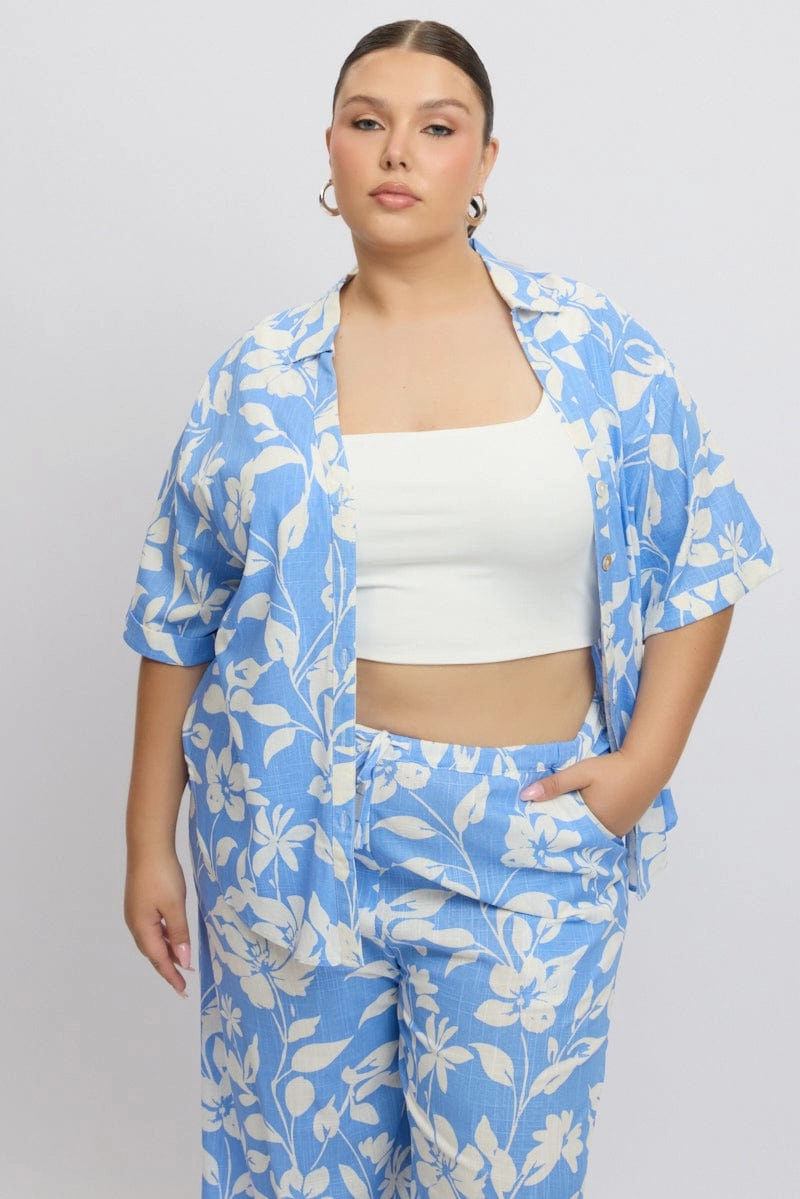 Blue Abstract Relaxed Shirt Short Sleeve Linen Blend Smooth Texture Stretchable Fabric