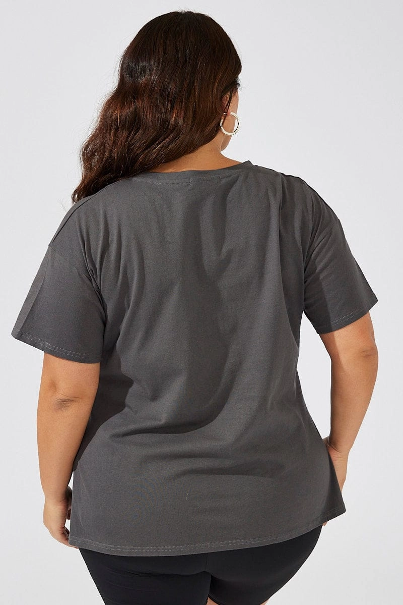 Grey Graphic T-shirt Short Sleeve Crew Neck Stretch Design Smart Layering