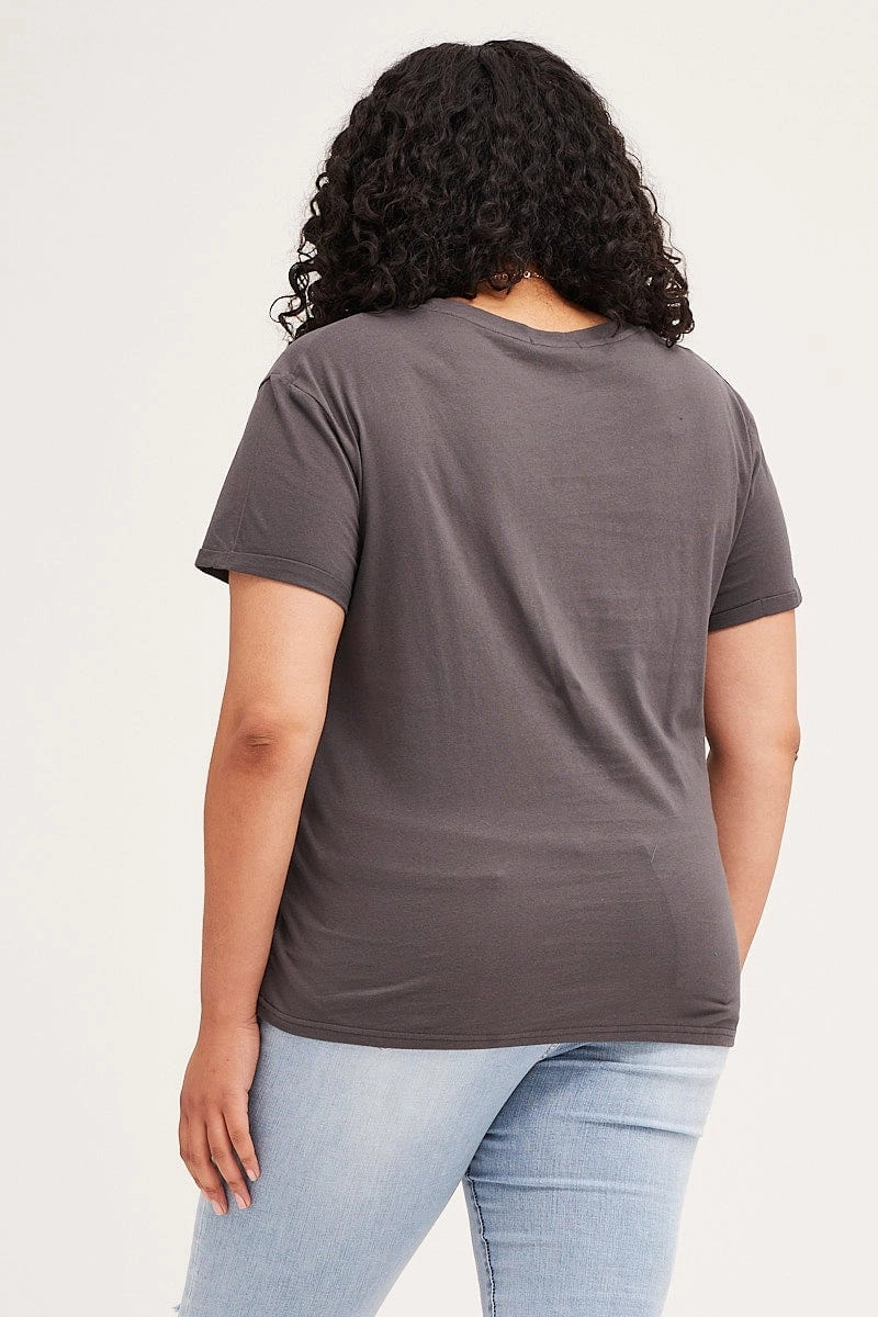 Breathable Fit Vintage Look Grey Short Cuff Sleeve Graphic Regular T-shirt