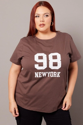 Brown Graphic T-shirt Short Sleeve Crew Neck Moisture Management Fabric