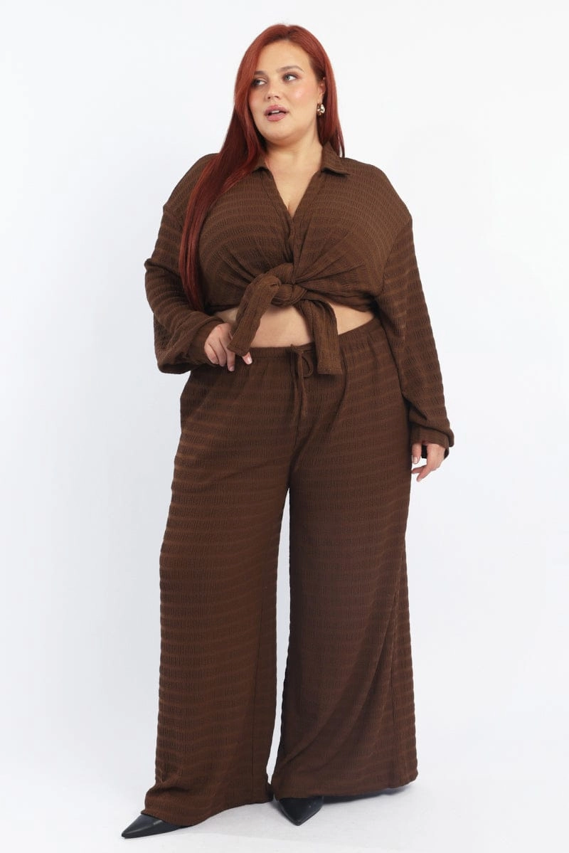 Layer-Friendly Fit Brown Textured Drawstring Waist Wide Leg Pants
