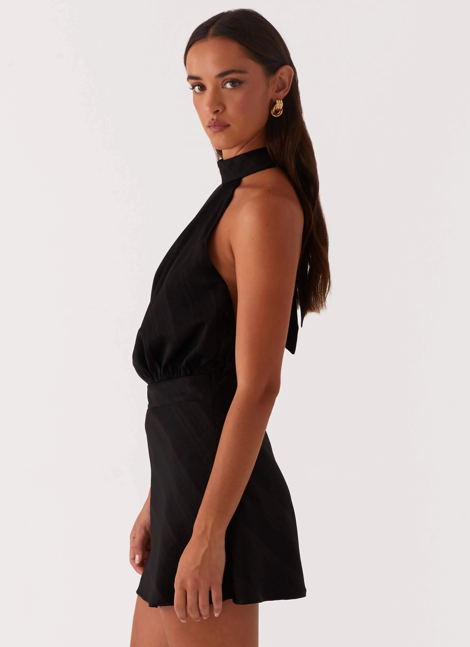 Celebrity-Inspired Smart Vibe Camera Shy Mini Dress - Black