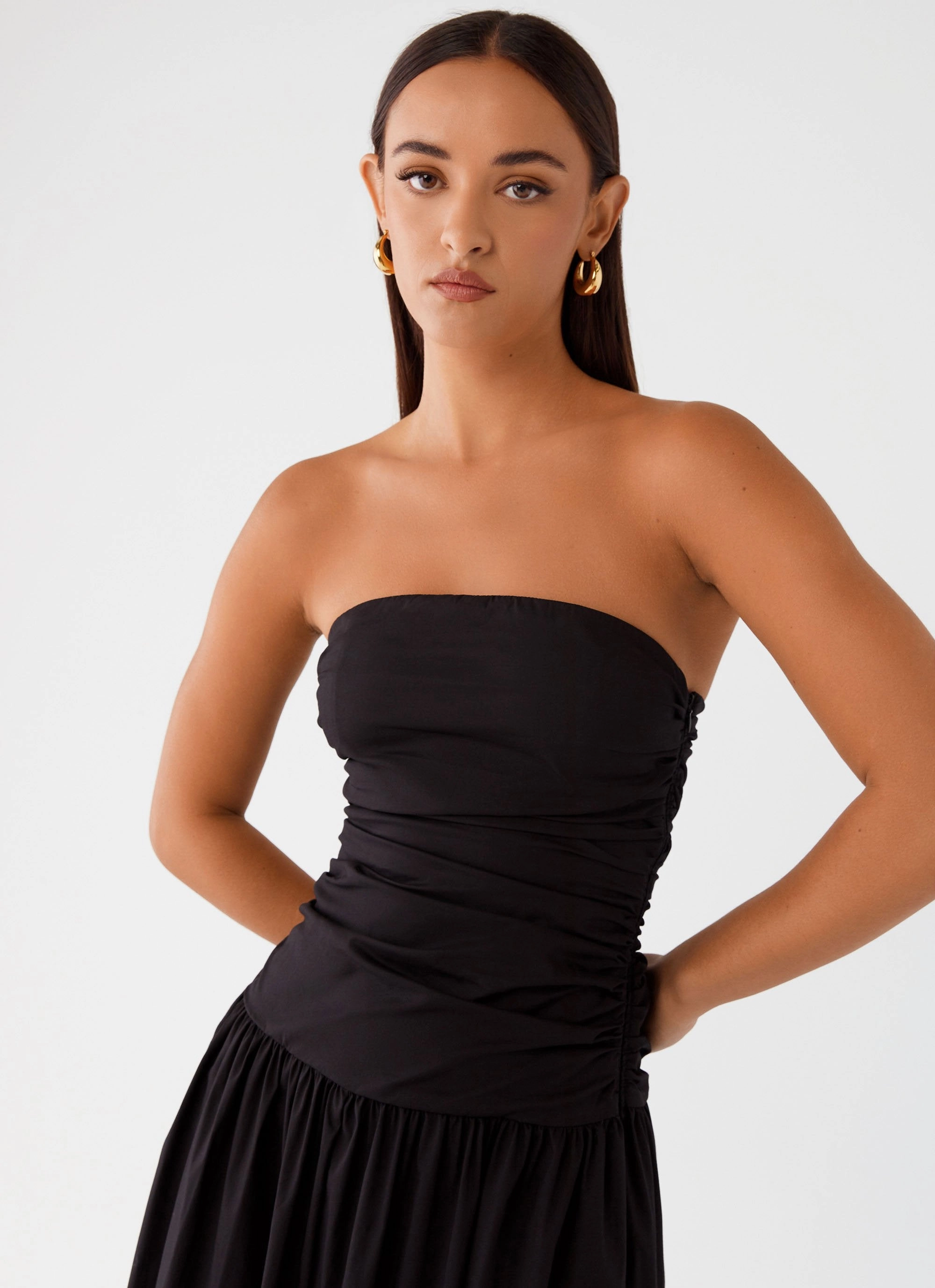 Carmel Maxi Dress - Black Natural Silhouette Perfect Style Wear