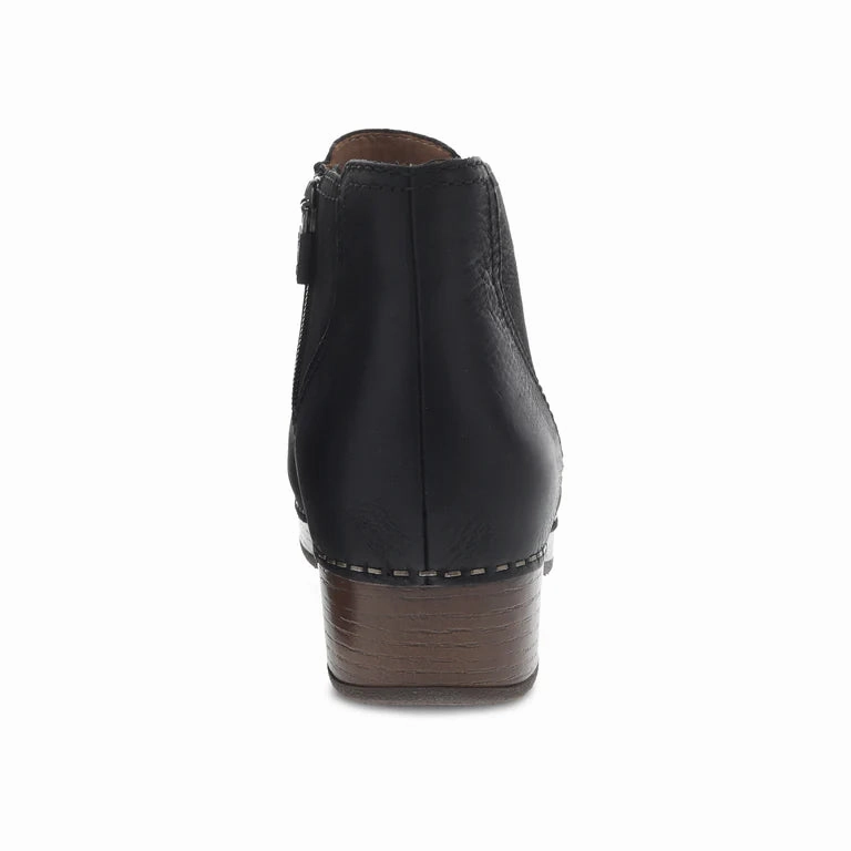 Dansko Women's *EXCLUSIVE* Barbara Boot - Black Flexible Comfort