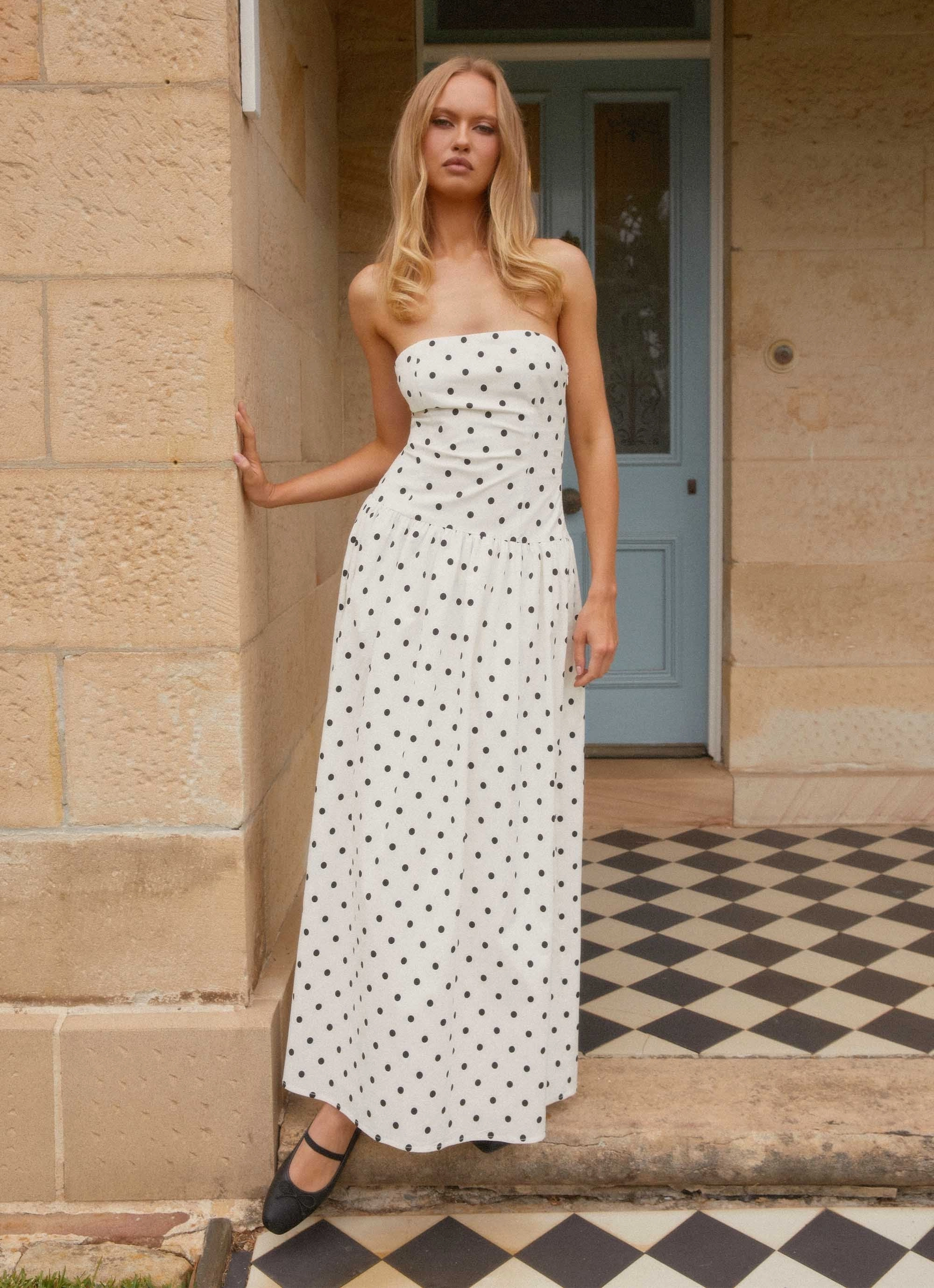 Lightweight-Layer Andorra Maxi Dress - White Polkadot
