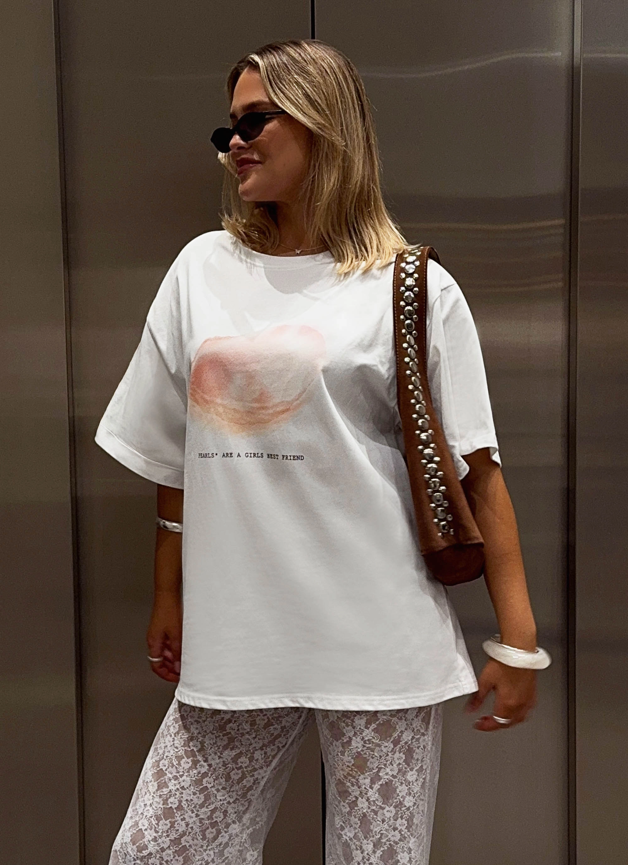Pearl Oversized Tee - White AntiStaticLining Everyday Wearable