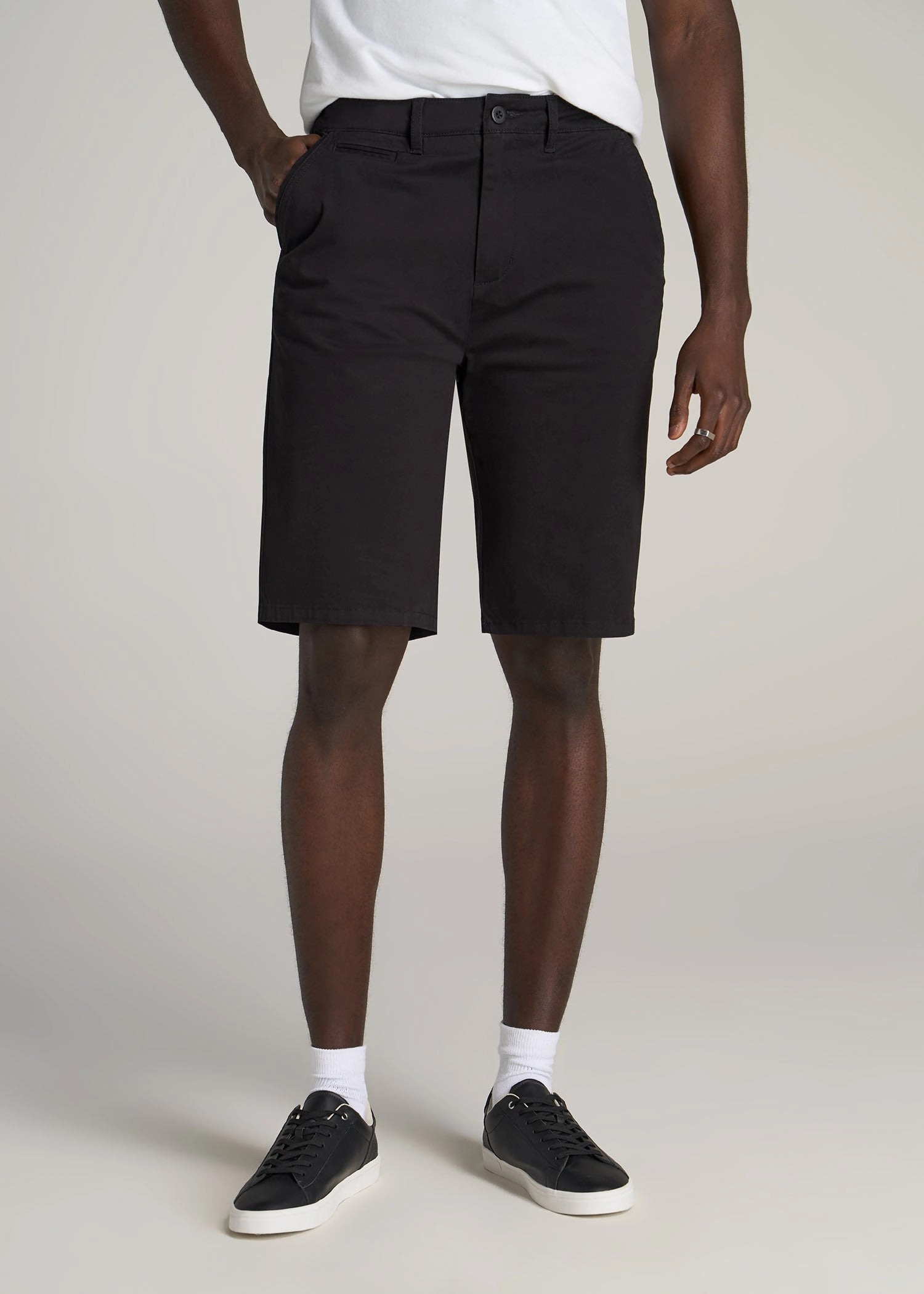 Chino Shorts for Tall Men in Black Wide Leg Silhouette