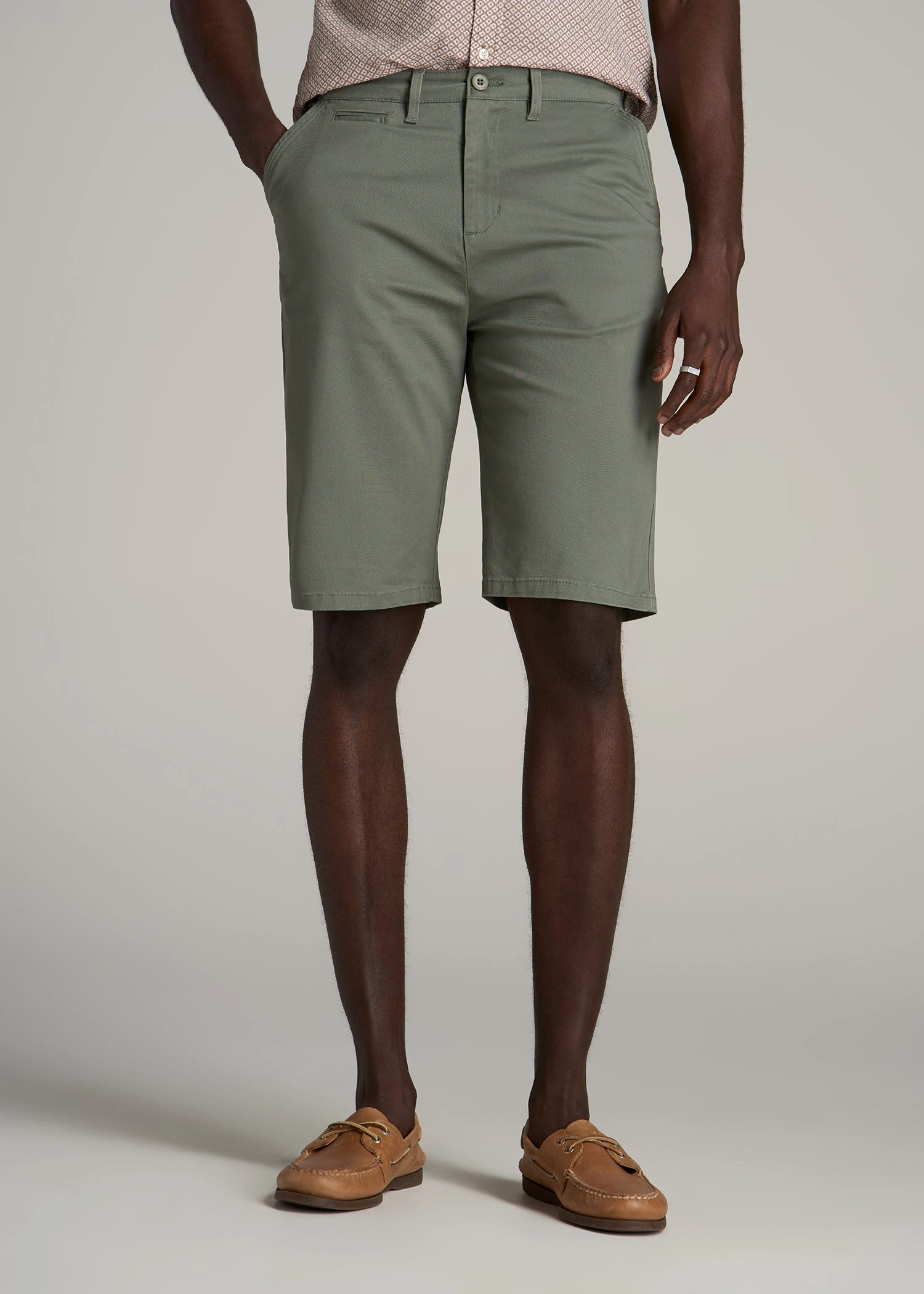 fitness industry Breeze Ready Chino Shorts for Tall Men in Wreath Green