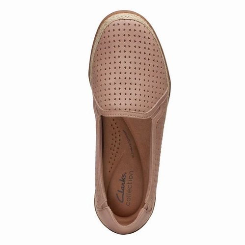 Stroll Shoes Comfort Motion Clarks Women's Elaina Ruby Slip-On Flats - Warm Beige