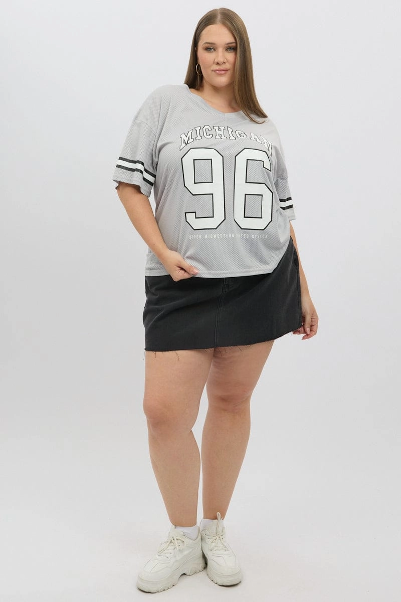 Grey Graphic T Shirt Short Sleeve V Neck AntiBacterialTreatment Perfect Layer