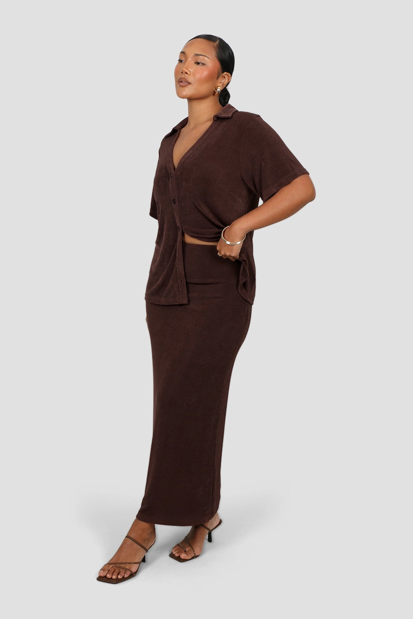 SOLA SKIRT ESPRESSO Curvy Fit Lightweight Fabric