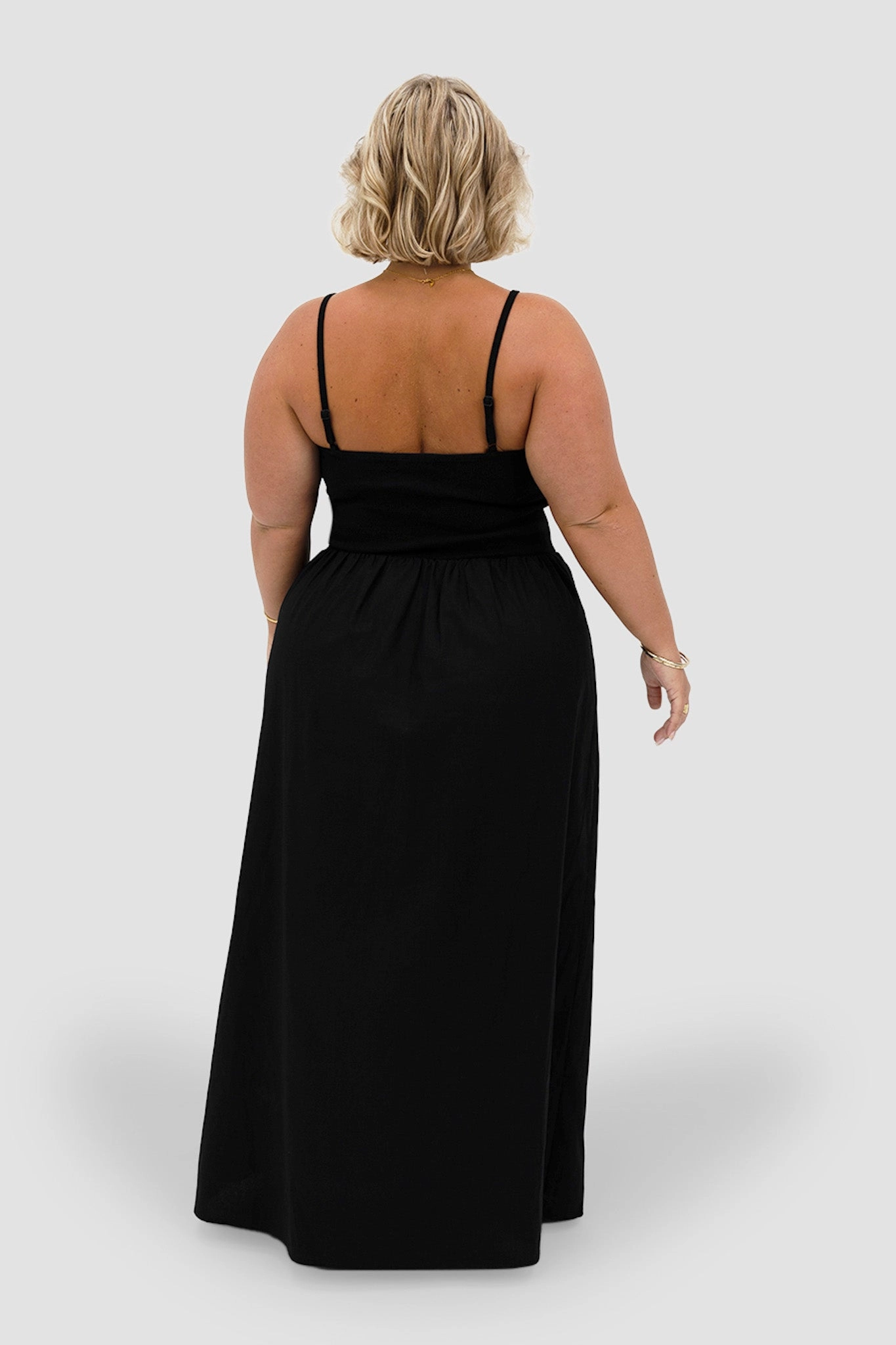 YARA DRESS BLACK Romance Soul Stain-Resistant