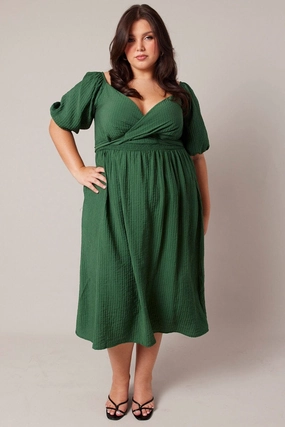 Flowy Layers Fashionable Design Green Midi Dress Textured Wrapover Elastic Waist Detail