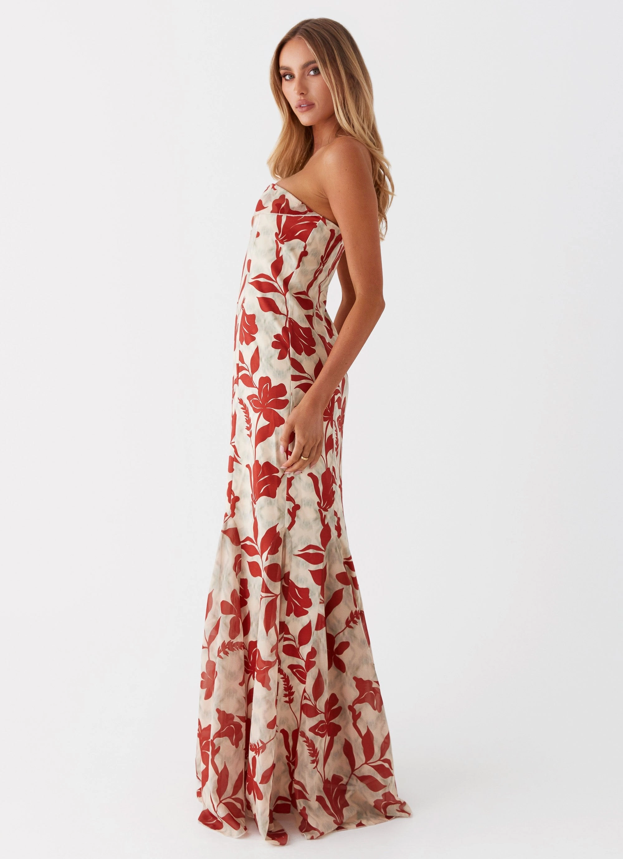 Willa Maxi Dress - Red Green Floral Versatile party outfit
