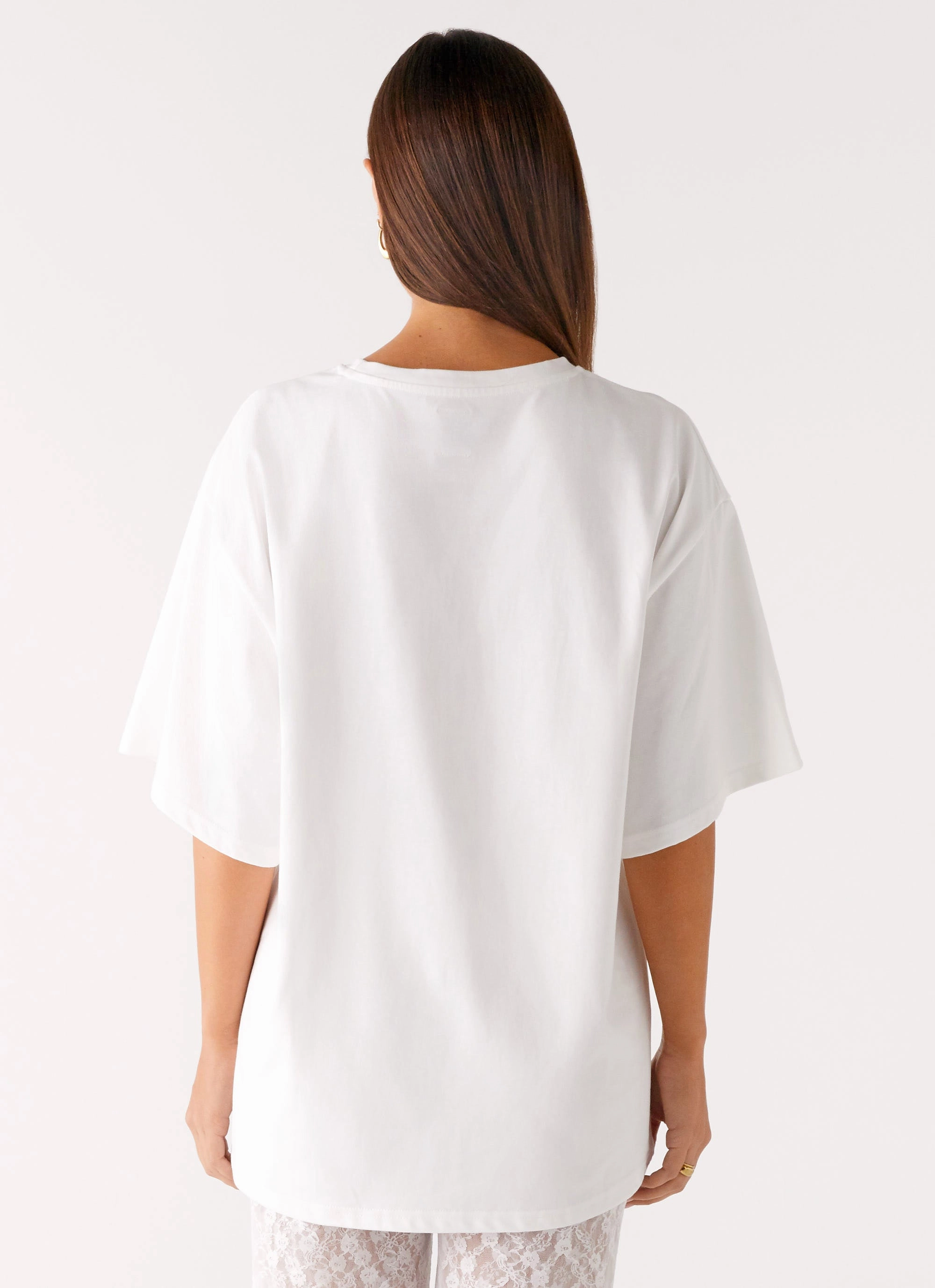 Relaxed fit style Olive Oversized Tee - White