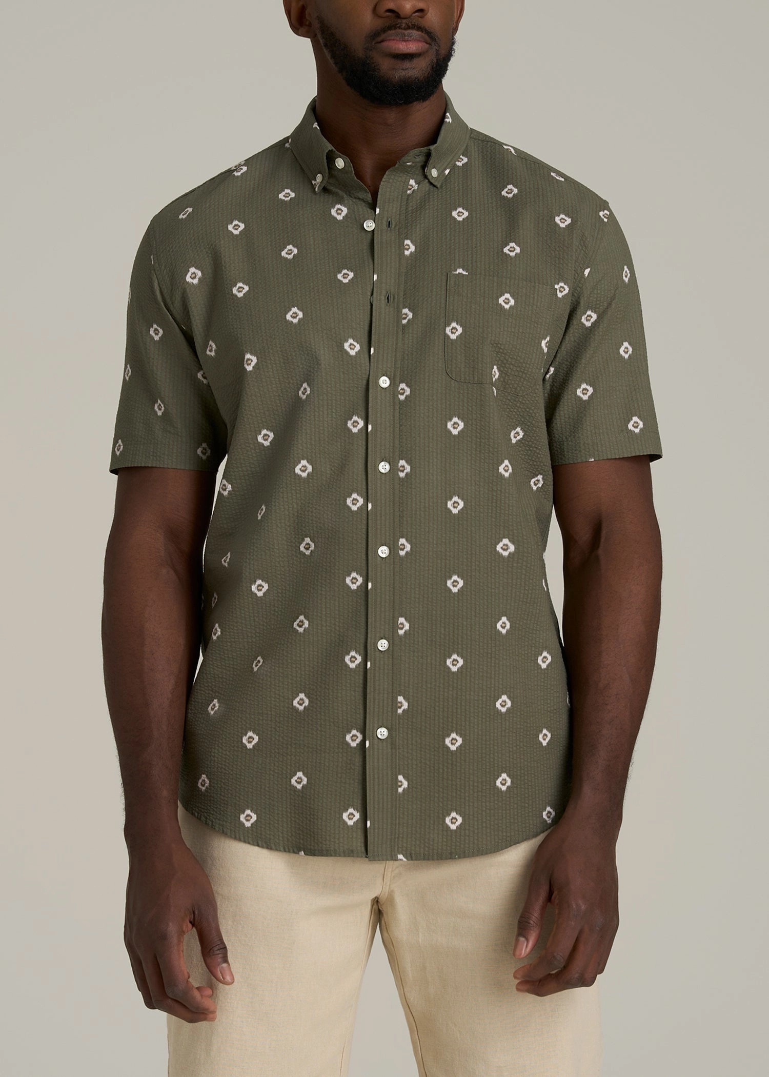 Professional Wear Seersucker Tall Men's Short Sleeve Shirt in Olive and Beige Floral