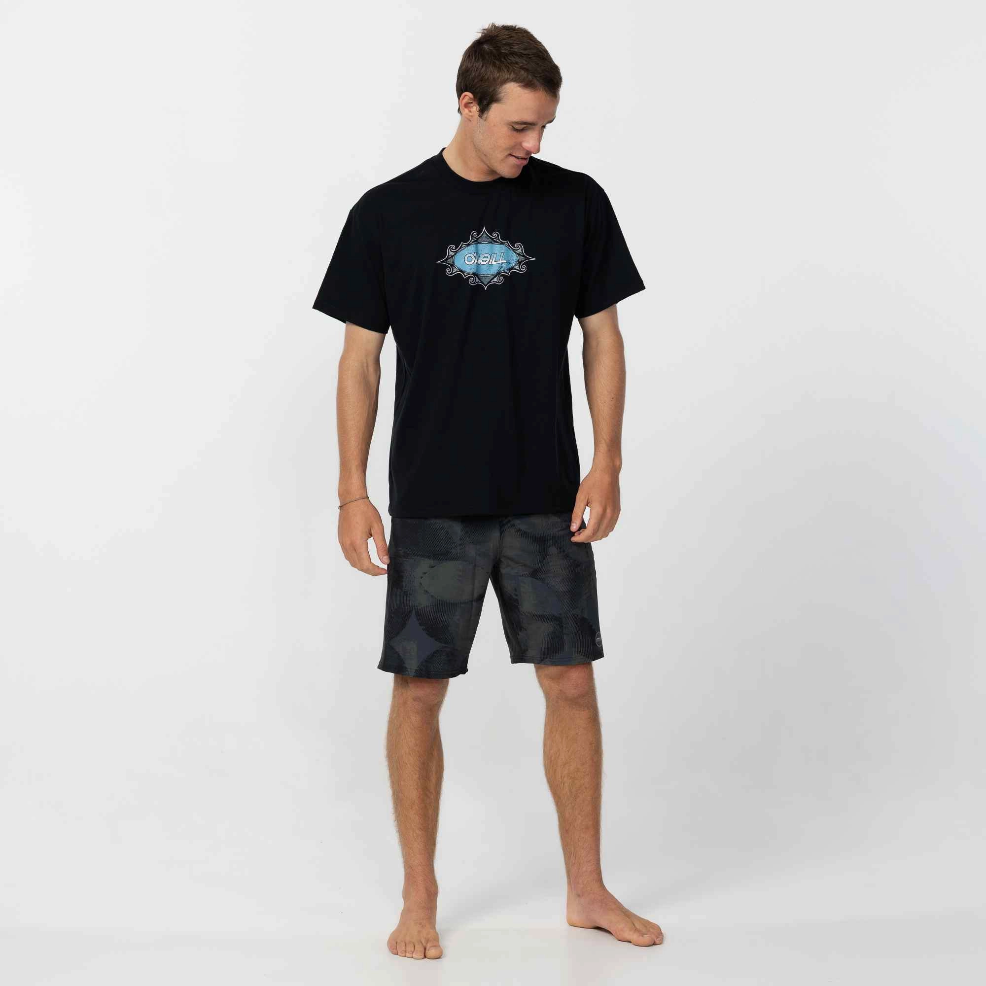 Bullseye T-Shirt - Black Relaxed Armhole Cut