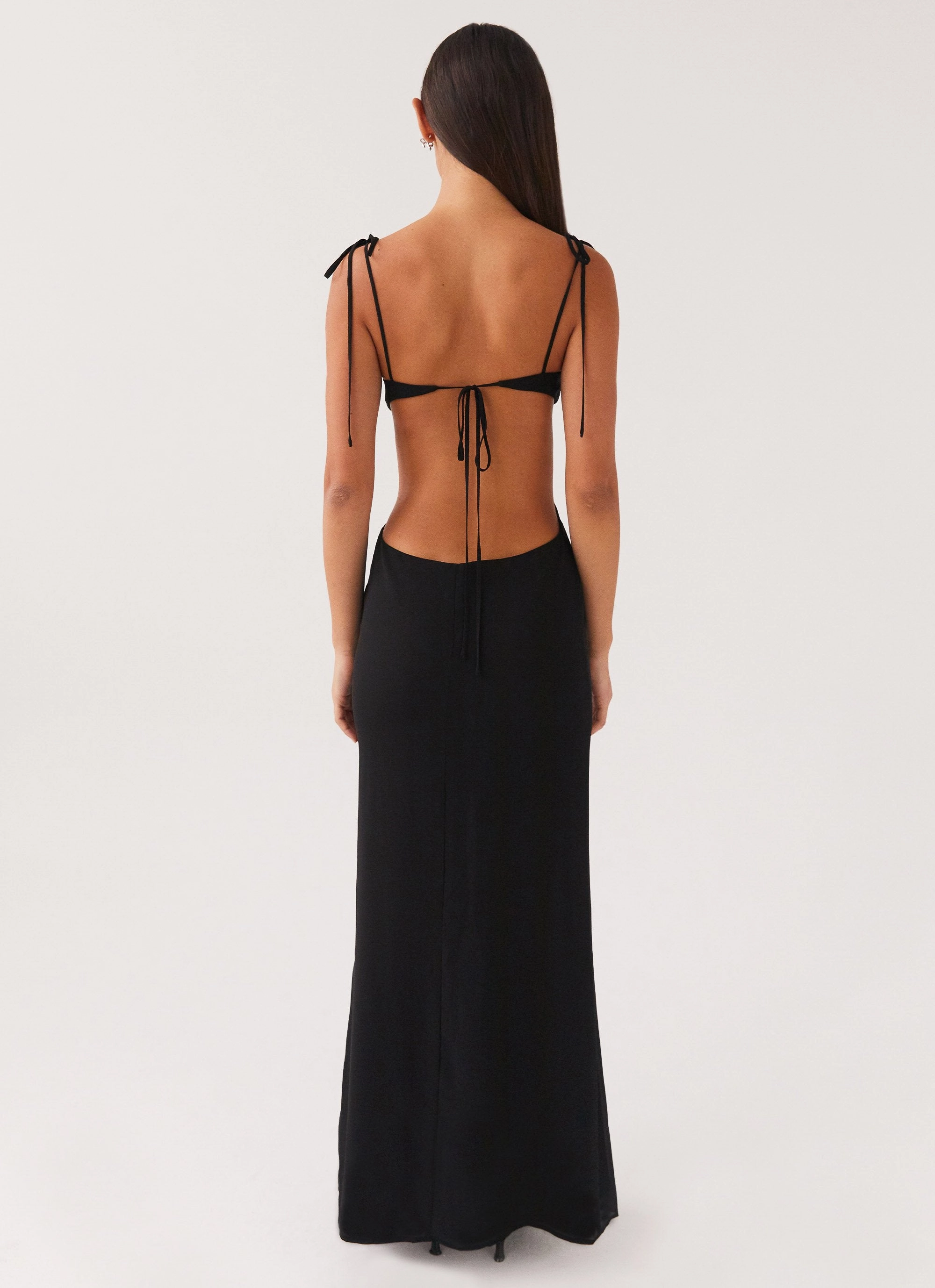 Tyra Ruched Maxi Dress - Black Calm Grace