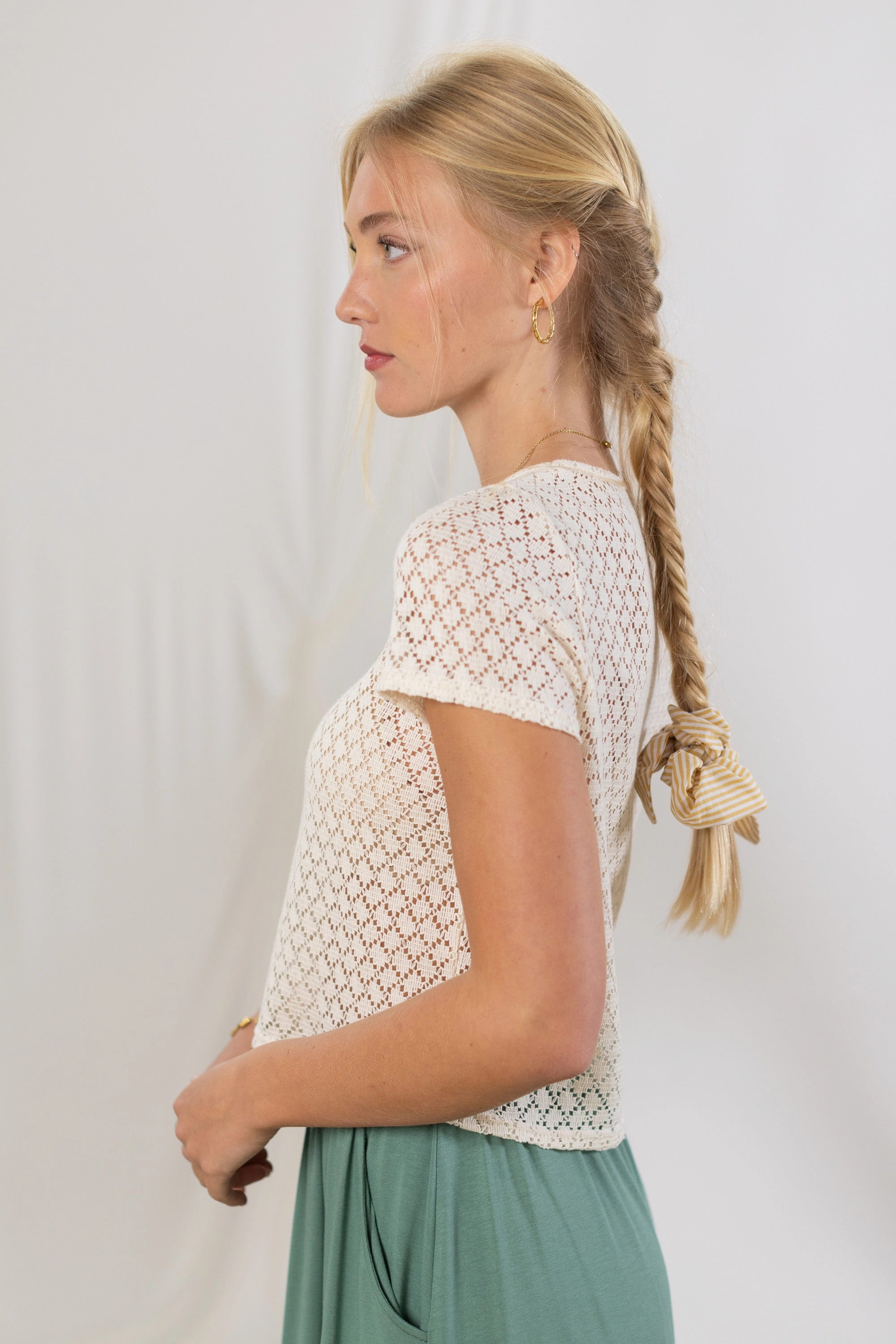 Top Ravela Lace Cool Weather Unstructured Silhouette