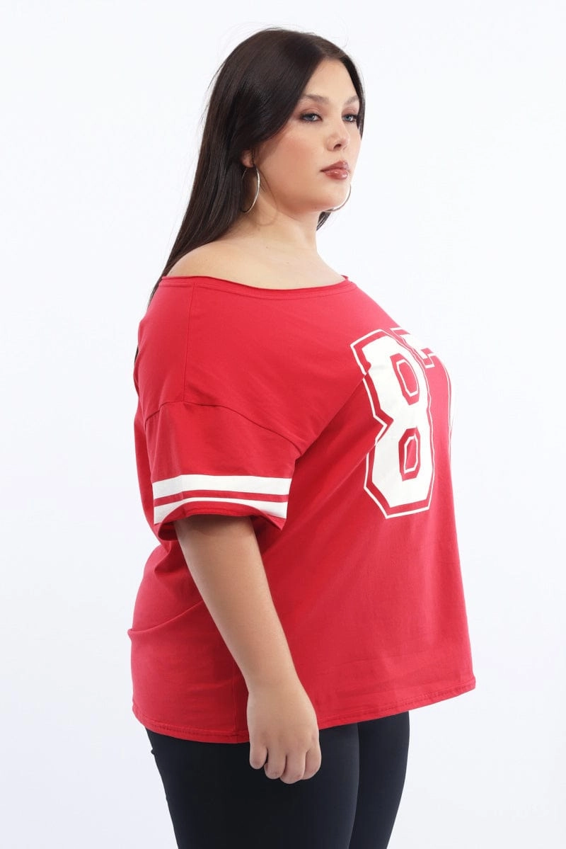 Simple and Relaxed Red Graphic T Shirt One Shoulder Short Sleeve