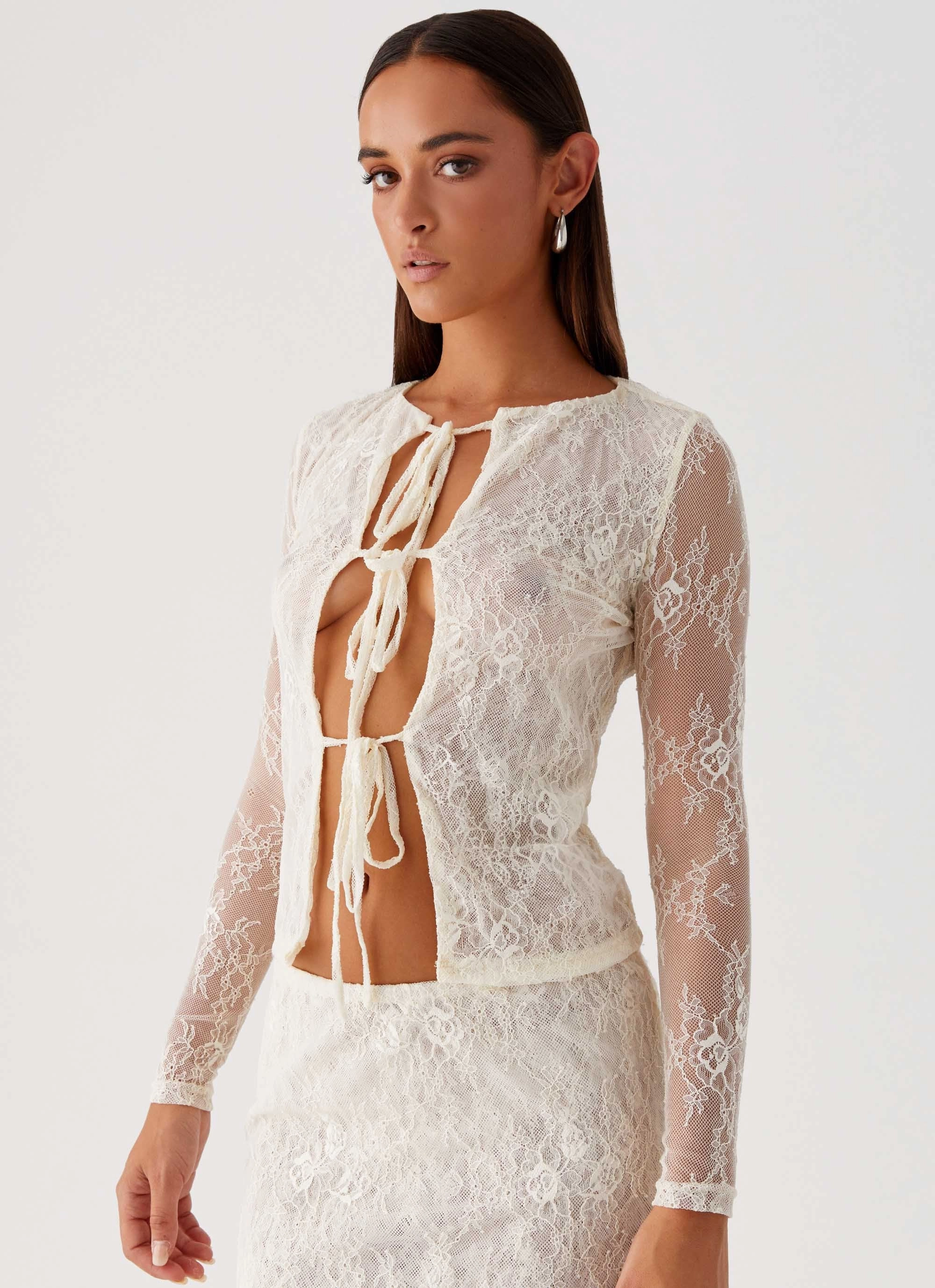 Duet Long Sleeve Top - Ivory spring fashion