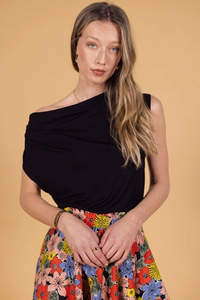 Taped Neckline Linen Blend Fabric Top Halcyon Black