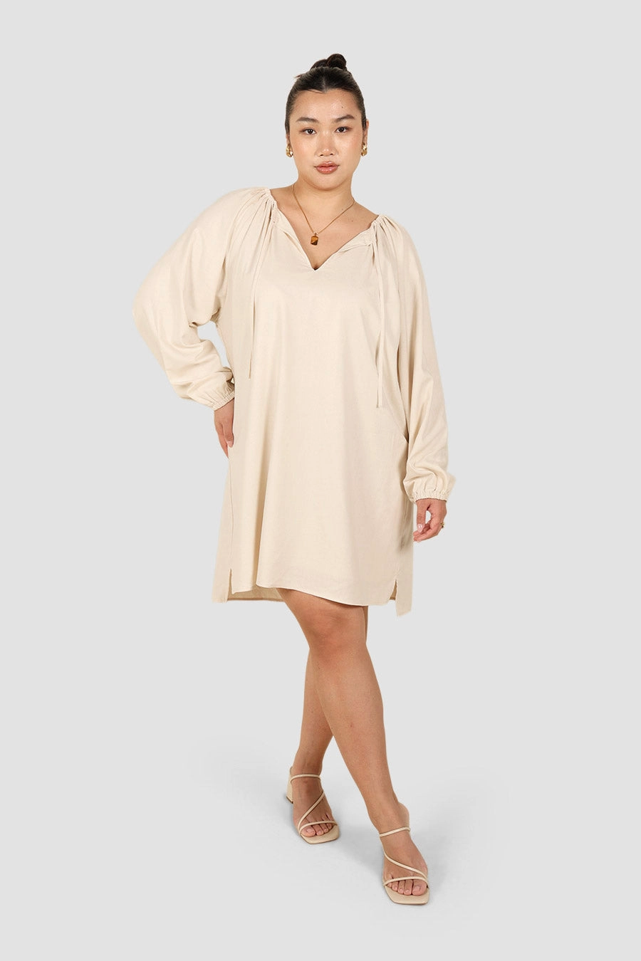 EADIE DRESS OAT Comfortable fit dress for all body types