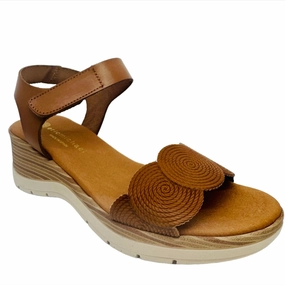 Eric Michael by Laurevan Women's Honey Sandal - Tan Pool Wear