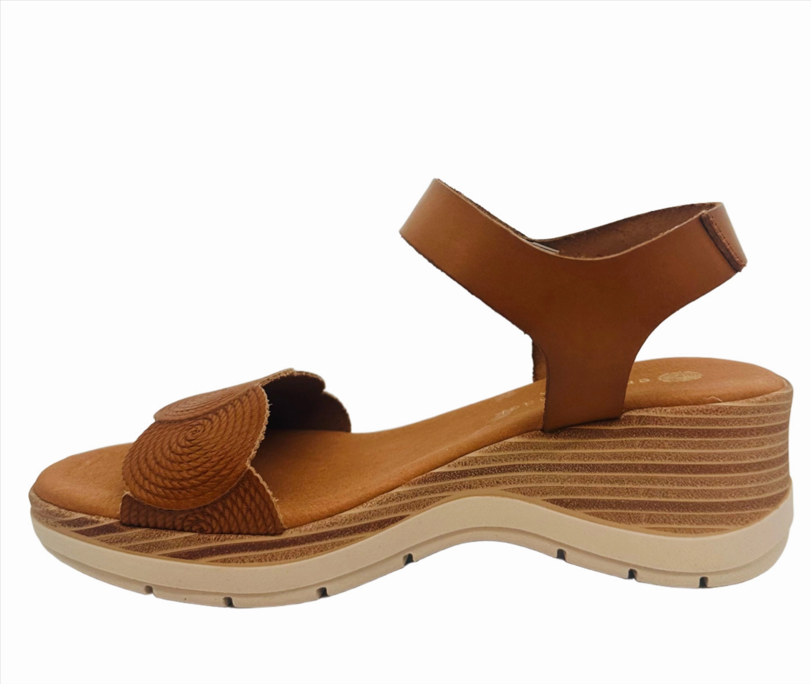 Daily Wear Eric Michael by Laurevan Women's Honey Sandal - Tan