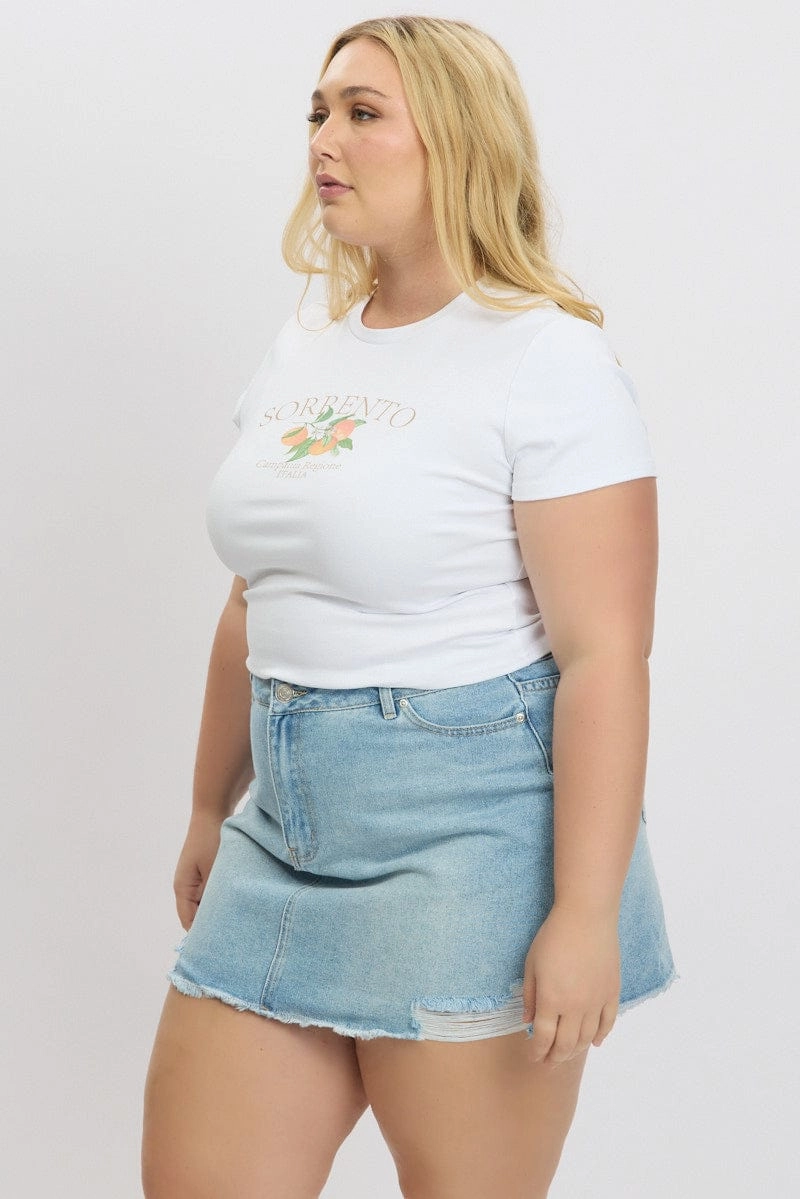 Sleek Performance White Graphic T Shirt Short sleeve Crew Neck