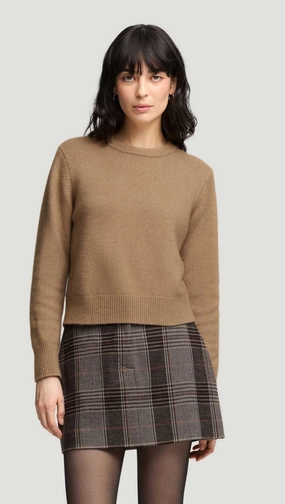 Printed Detail tie dye Shrunken Crewneck in Luxe Yarn | Camel