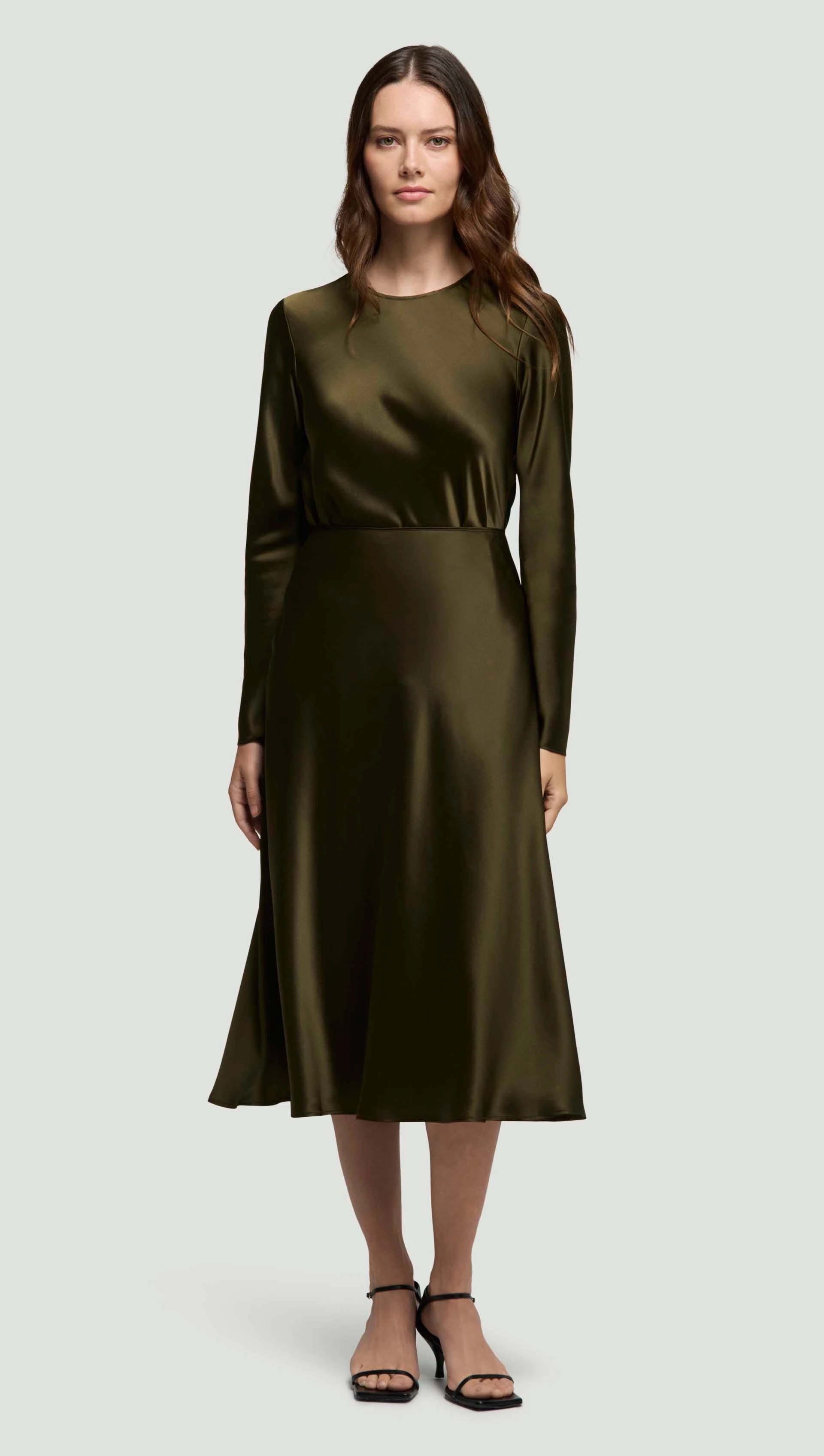 Bias Skirt in Silk Charmeuse | Basil Mood Dressing Sustainable