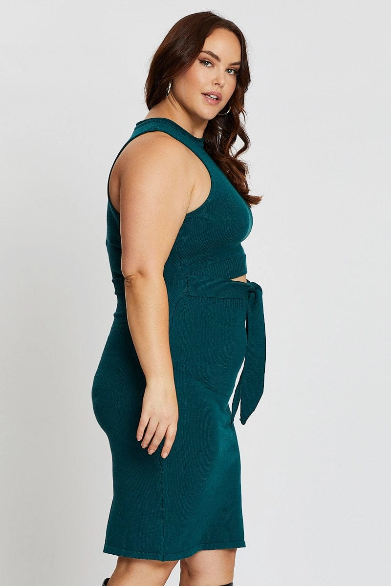 Versatile Wearable Breezy Fit Green Sleeveless Tie Front Knitted Dress
