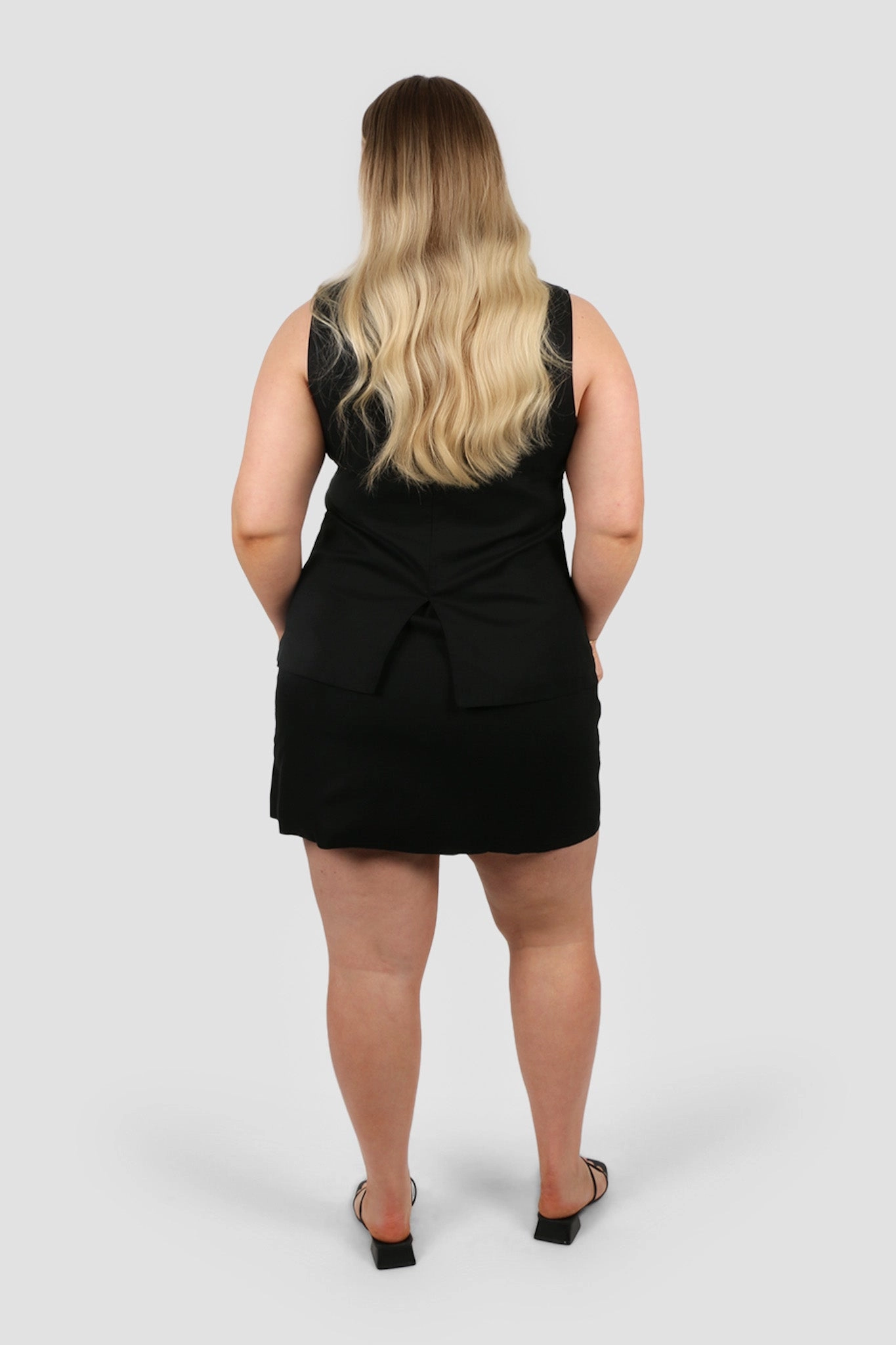 KAIRO SKIRT BLACK Stretch Material Subtle Mood