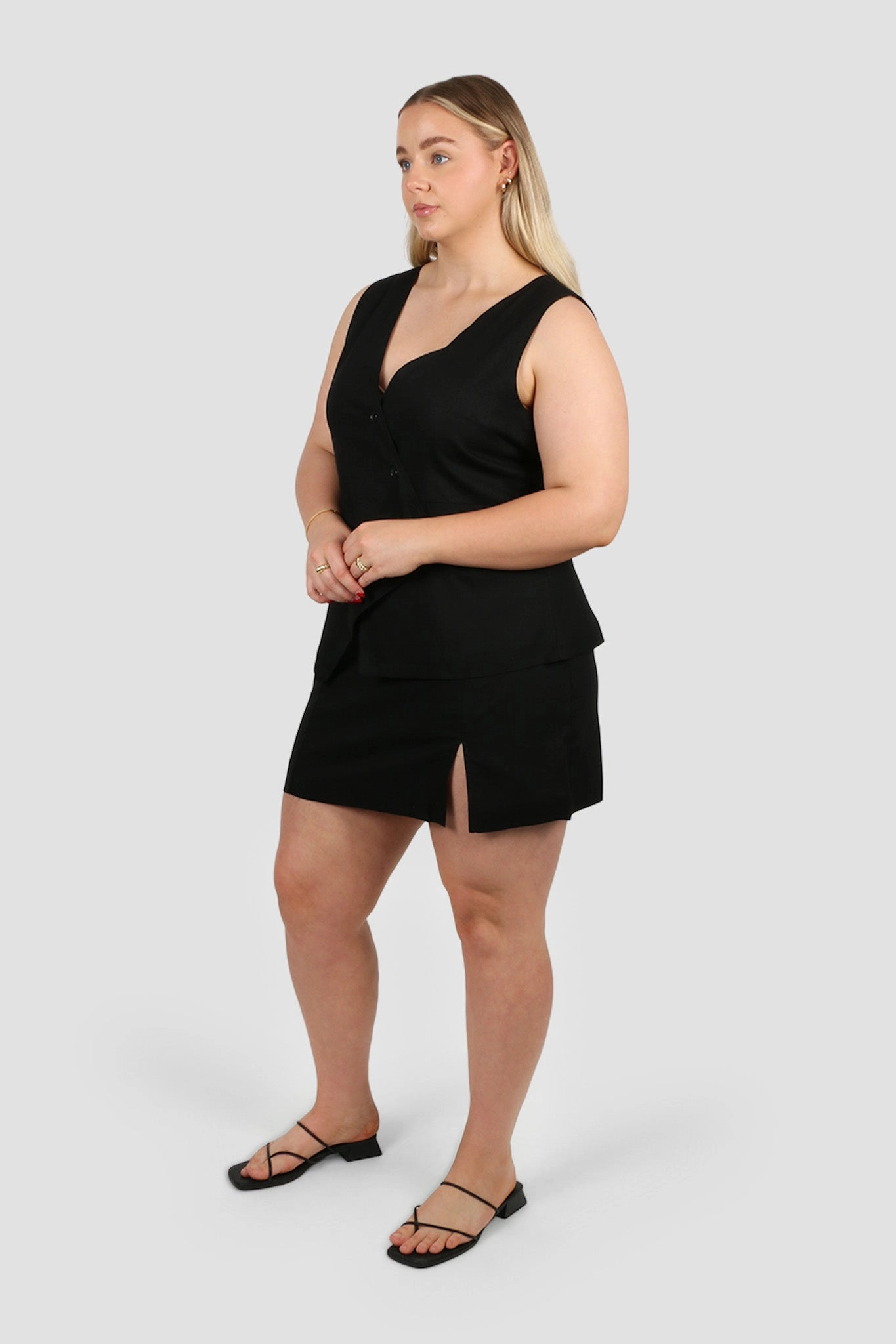 Adjustable Closure KAIRO SKIRT BLACK