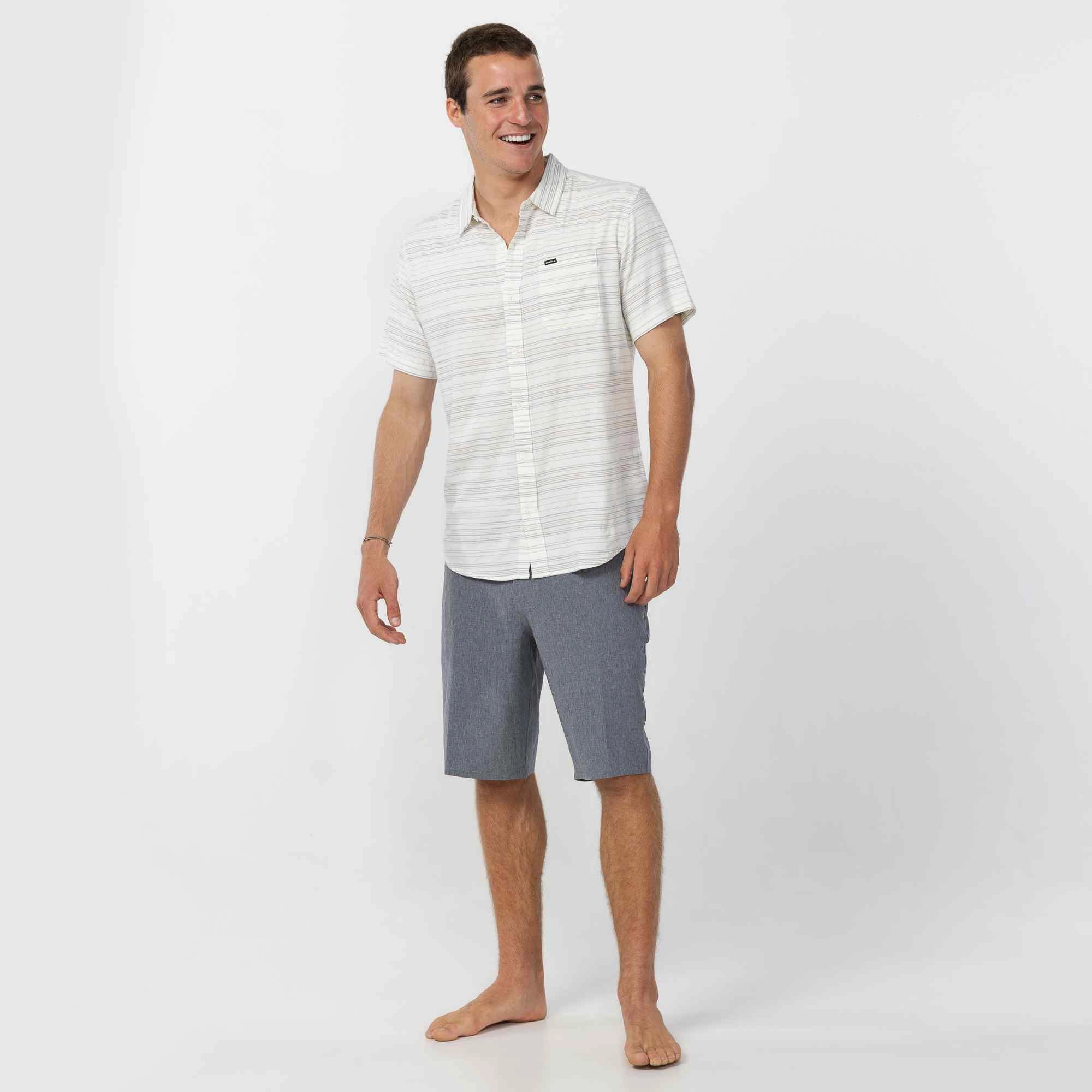 semi-formal look Reserve Heather 21" Hybrid Short - Heather Grey