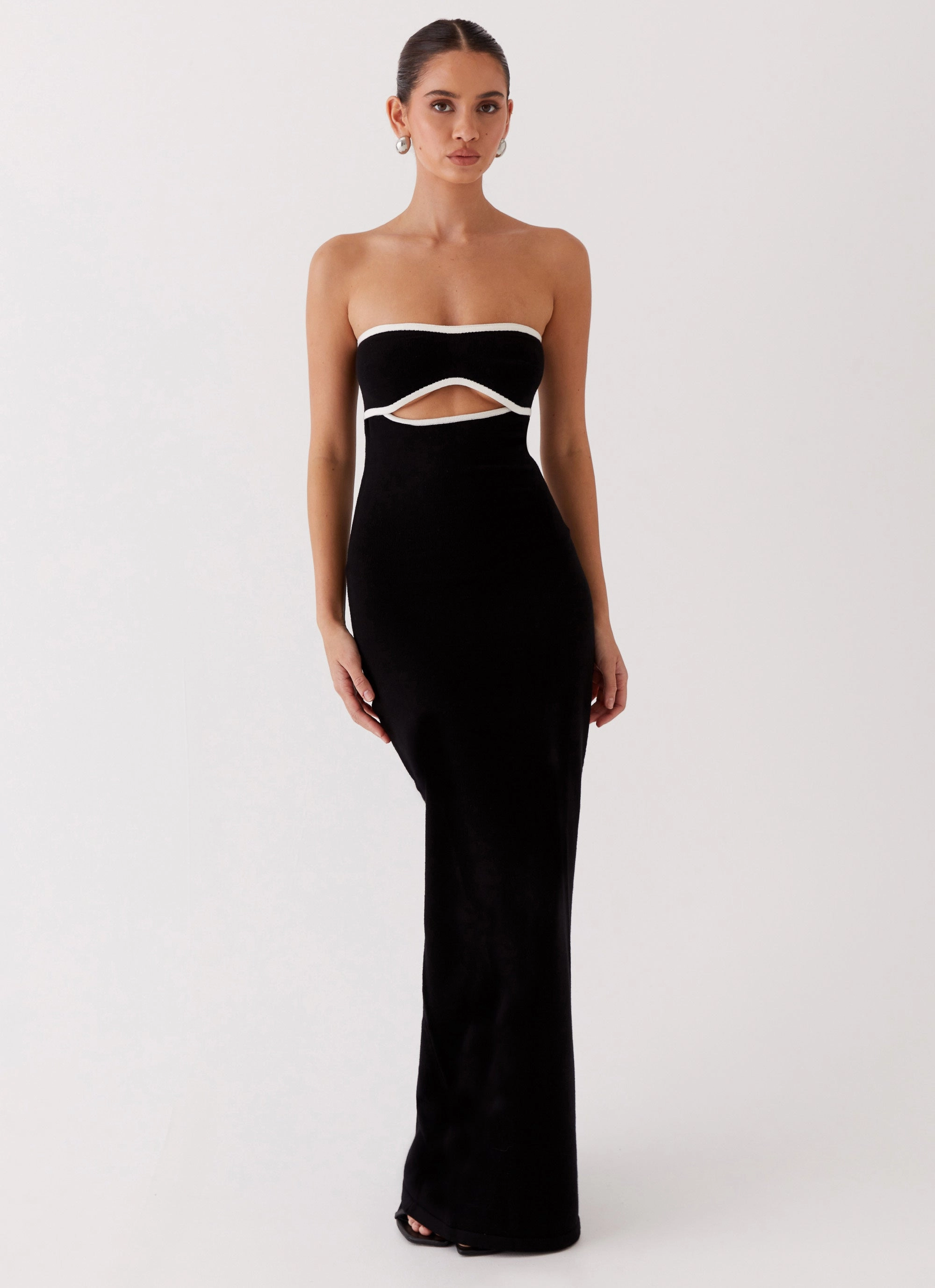 Practical work-to-play piece When In Rome Knit Maxi Dress - Black
